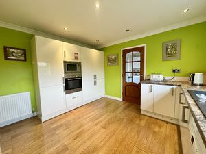 Photo 18- click for photo gallery